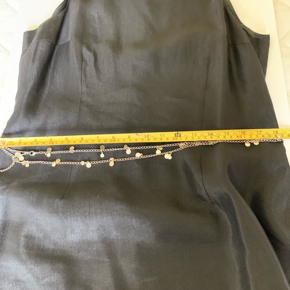 Black shiny linen midi prom party dress sleeveless silver metal chain belt US 10 - Picture 15 of 16